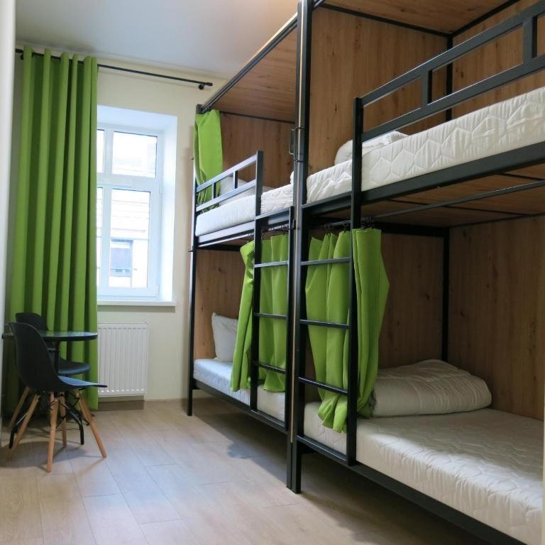 Foka Hostel Вроцлав Экстерьер фото