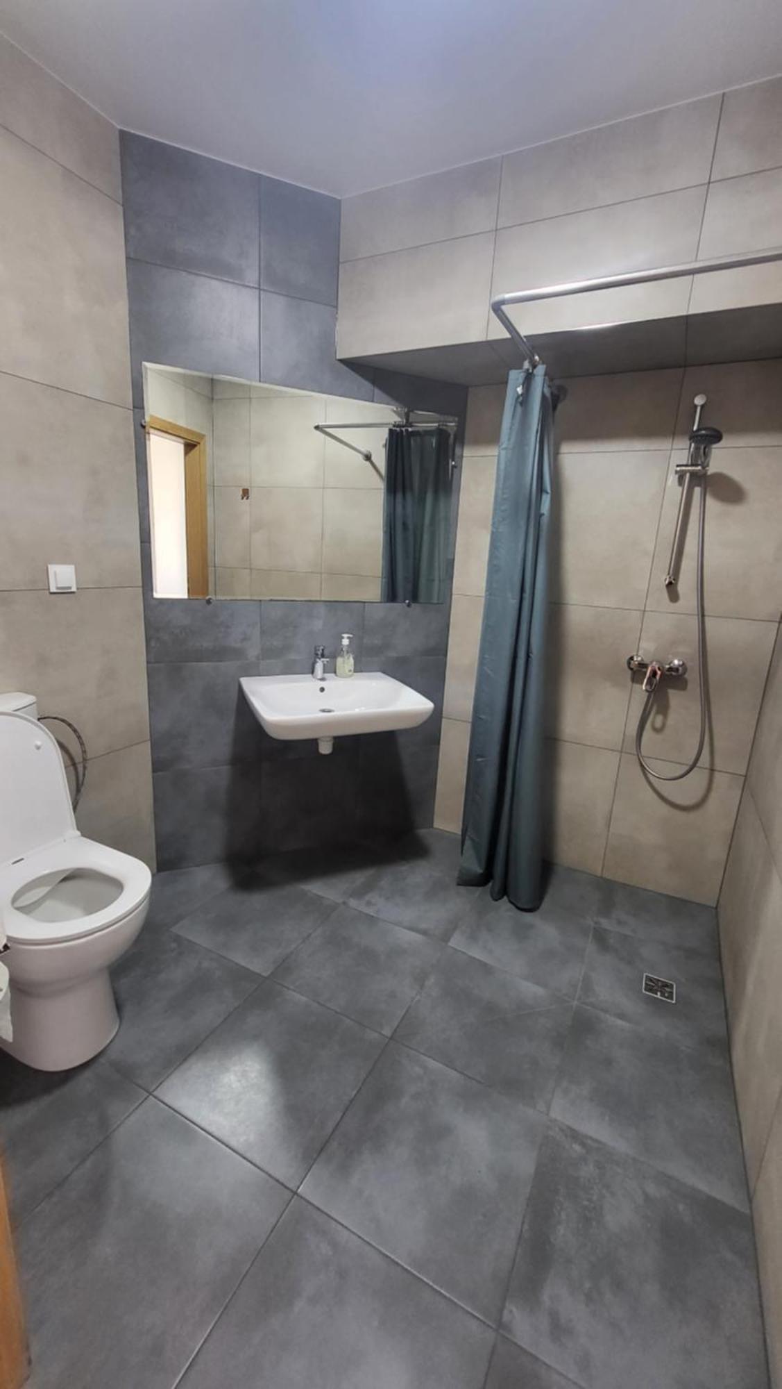 Foka Hostel Вроцлав Экстерьер фото