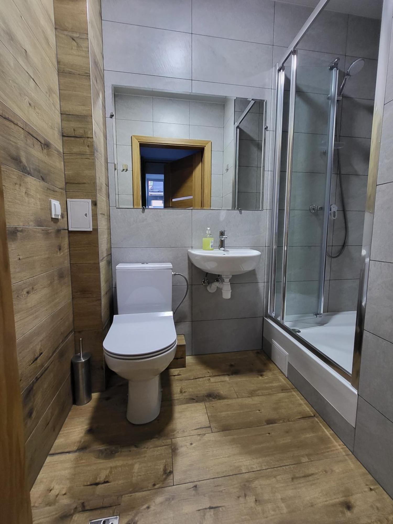 Foka Hostel Вроцлав Экстерьер фото